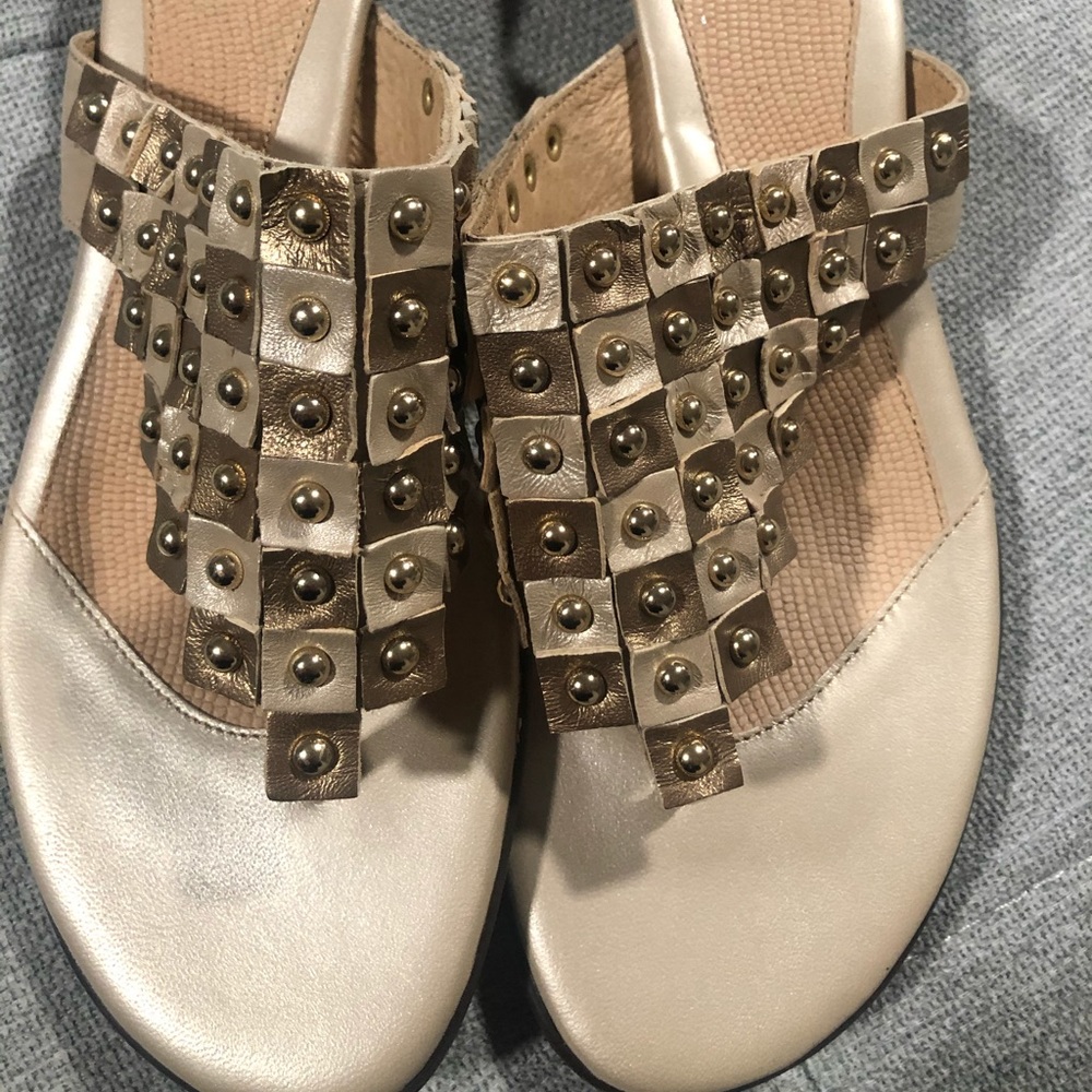 Women’s Sofft Sandals